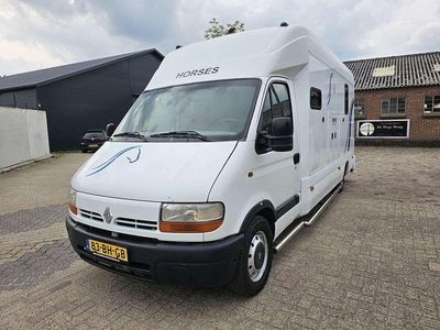 Wit Gebruikt 2003 Renault Master Van | € 14.250