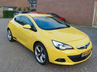 Opel Astra GTC