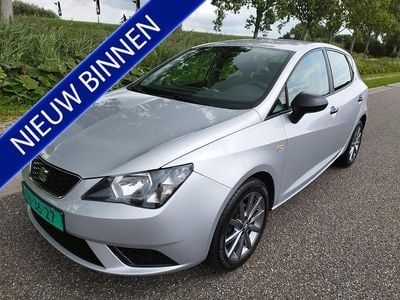 Grijs Gebruikt 2017 Seat Ibiza Hatchback | € 8.999 (Goede deal)