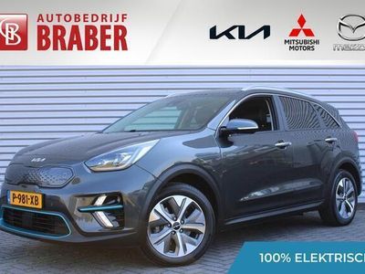 Grijs, metallic lak Occasion 2022 Kia e-Niro SUV | € 29.900 (Duur)