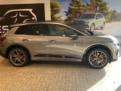 Grijs (metallic) Gebruikt 2021 Audi Q4 e-tron Edition .1 SUV | € 28.990 (Eerlijke prijs)