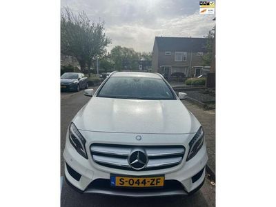 Mercedes GLA200