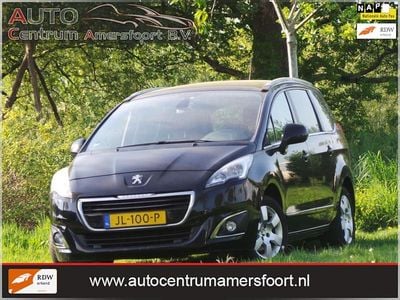 Zwart, metallic lak Occasion 2016 Peugeot 5008 Style MPV | € 5.949 (Eerlijke prijs)