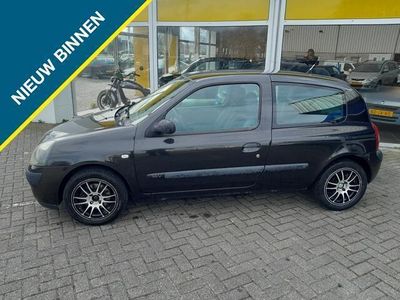 tweedehands Renault Clio II 1.2-16V Dynamique! Netjes! 2e paasdag open!