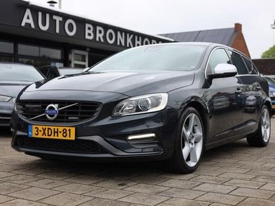 tweedehands Volvo V60 2.0 D4 R-DESIGN | NAVI | CLIMA | CRUISE | 18 INCH