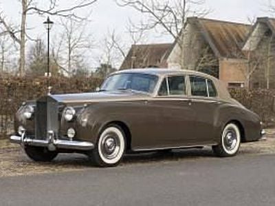Beigesand & sable Gebruikt 1960 Rolls Royce Silver Cloud Sedan | € 62.629