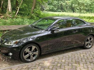 Zwart Gebruikt 2013 Lexus IS250 Executive Line Cabriolet | € 20.000