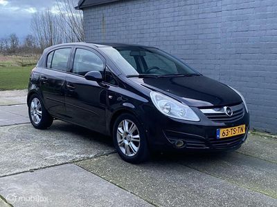 tweedehands Opel Corsa 1.4-16V Airco / NAP / 5DRS / APK / Fietsendrager