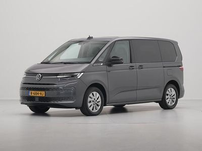 Grijs Gebruikt 2022 VW Multivan Life Van | € 51.340 (Iets duurder)