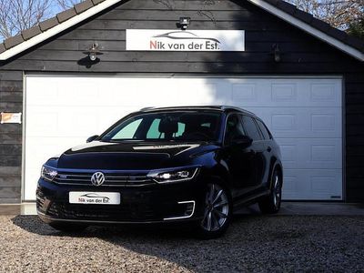 Zwart Occasion 2015 VW Passat Highline Stationwagen | € 15.250 (Eerlijke prijs)