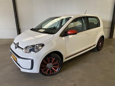 tweedehands VW up! up! 1.0 BMT COLOURLED AIRCO 16 INCH NL AUTO