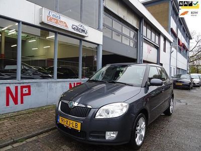 Grijs Gebruikt 2007 Skoda Fabia Sport Hatchback | € 3.450 (Duur)