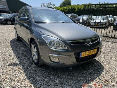 tweedehands Hyundai i30 CW 1.6i Dynamic,nette auto!