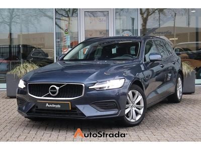 Blauw Occasion 2021 Volvo V60 Business Edition Stationwagen | € 22.900 (Goede deal)