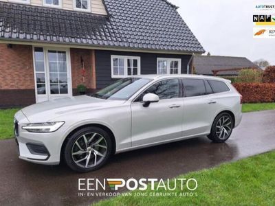 tweedehands Volvo V60 2.0 T4 Momentum Pro 1 Eig. BTW-Auto ! NL-Auto ! Navi-Full Map, Climate-Control, Leer-Stof, Cruise-Control, LM-Velgen