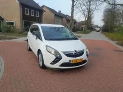 tweedehands Opel Zafira Tourer 1.6 CDTI Design Edition