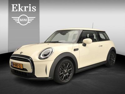 Wit Gebruikt 2022 Mini ONE Hatchback | € 23.900 (Duur)