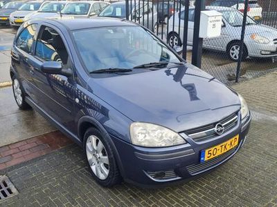 tweedehands Opel Corsa 1.4-16V Silverline *airco*