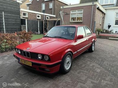 Rood Gebruikt 1991 BMW 318 Sedan | € 11.500
