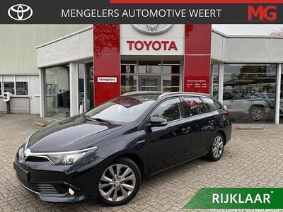Blauw Gebruikt 2016 Toyota Auris Touring Sports Edition Stationwagen | € 18.240 (Eerlijke prijs)