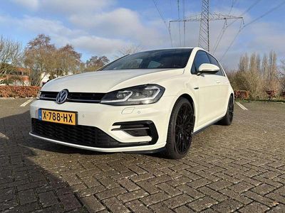Occasion 2018 VW Golf Highline Sedan | € 17.225 (Eerlijke prijs)