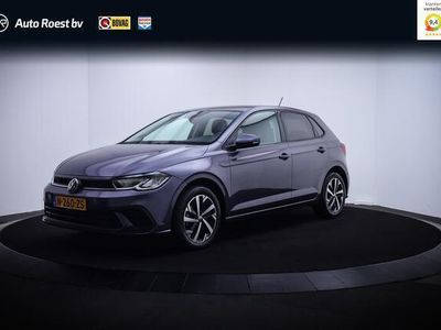 Grijs, metallic lak Gebruikt 2022 VW Polo IQ Drive Hatchback | € 18.950 (Eerlijke prijs)