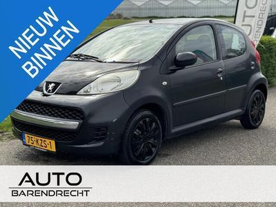 tweedehands Peugeot 107 1.0-12V XS 5 deurs | Nieuwe APK