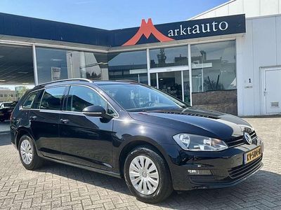 Zwart Occasion 2017 VW Golf VII Trendline Stationwagen | € 9.440 (Eerlijke prijs)