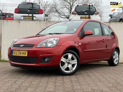Occasion Ford Fiesta Futura 69 PK (50 kW) 2008 Oranje Hatchback