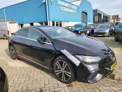 Zwart (metallic) Occasion 2023 Mercedes EQE300 AMG line Sedan | € 26.439