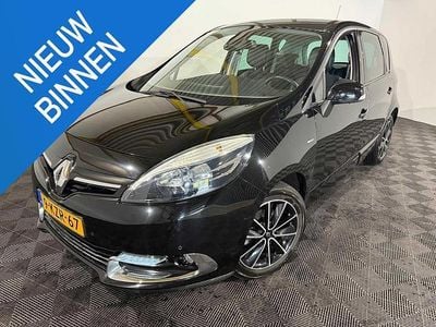 Zwart Gebruikt 2013 Renault Scénic III Bose Edition MPV | € 6.850 (Eerlijke prijs)