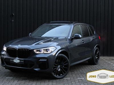 Grijs Occasion 2021 BMW X5 M Sport SUV | € 61.500 (Goede deal)