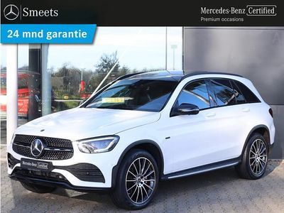 Wit Occasion 2020 Mercedes GLC300 AMG line SUV | € 39.888 (Iets duurder)