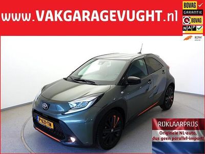 Groen (metallic) Gebruikt 2022 Toyota Aygo X Limited SUV | € 21.950 (Iets duurder)