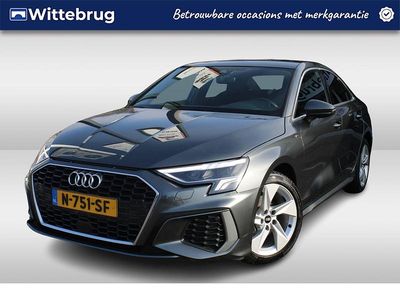 Grijs Occasion 2022 Audi A3 Design Sedan | € 28.950 (Duur)