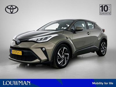 Oxide bronze metallic (bruin metallic) Occasion 2022 Toyota C-HR SUV | € 24.900 (Eerlijke prijs)