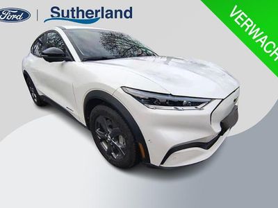 Wit Occasion 2023 Ford Mustang Mach-E SUV | € 31.795 (Goede deal)