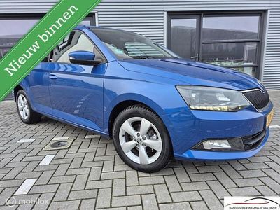 Blauw Occasion 2017 Skoda Fabia Style Stationwagen | € 7.400 (Goede deal)