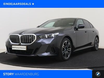 Sophistograu brillianteffect Gebruikt 2024 BMW i5 M Sport Sedan | € 56.496 (Duur)