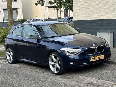 BMW 114