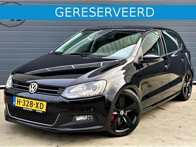 Zwart (metallic) Gebruikt 2010 VW Polo Highline Hatchback | € 8.999