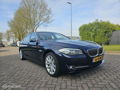 BMW 523