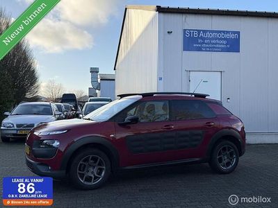 Rood Occasion 2016 Citroën C4 PureTech SUV | € 5.250 (Goede deal)