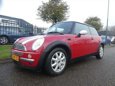 tweedehands Mini Cooper 1.6 16V APK tot 25 maart 2025