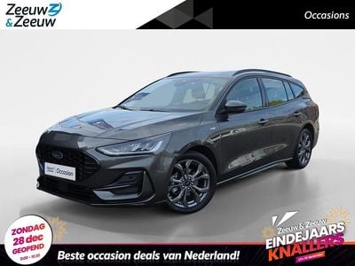 Grijs Gebruikt 2023 Ford Focus ST-Line Stationwagen | € 22.440 (Goede deal)