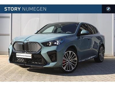 Groen Gebruikt 2025 BMW iX2 Executive SUV | € 54.950 (Goede deal)