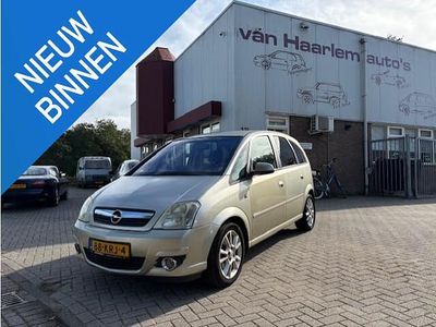 Beige Occasion 2010 Opel Meriva Cosmo MPV | € 1.850 (Iets duurder)