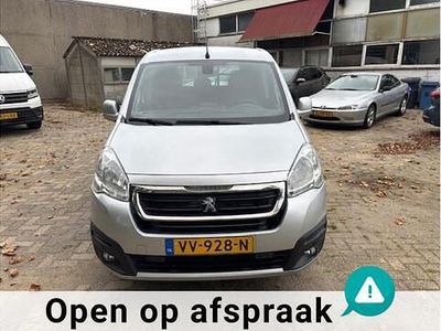 Grijs Gebruikt 2016 Peugeot Partner MPV | € 5.900 (Eerlijke prijs)