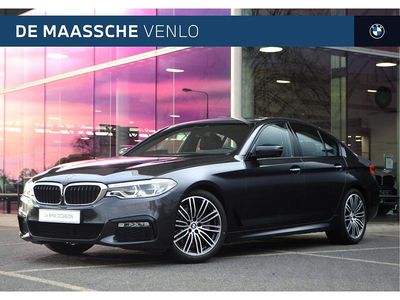 Grijs Gebruikt 2018 BMW 520 Comfort Edition Sedan | € 28.950 (Eerlijke prijs)