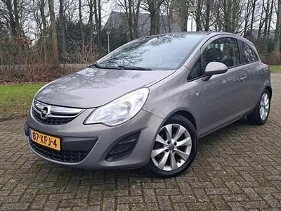 Occasion Opel Corsa S 95 PK (69 kW) 2012 Bruin (metallic) Hatchback